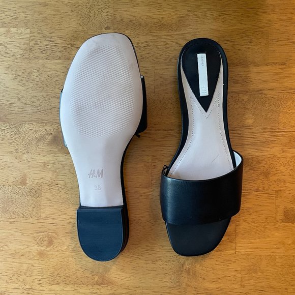 NWOT Size 7 (EU 38) black leather H&M slide - Picture 3 of 9